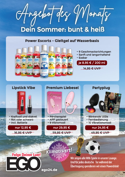 Werbeplakat mit heiterer Sommeroptik, Produkten in bunten Farben und Strandmotiv